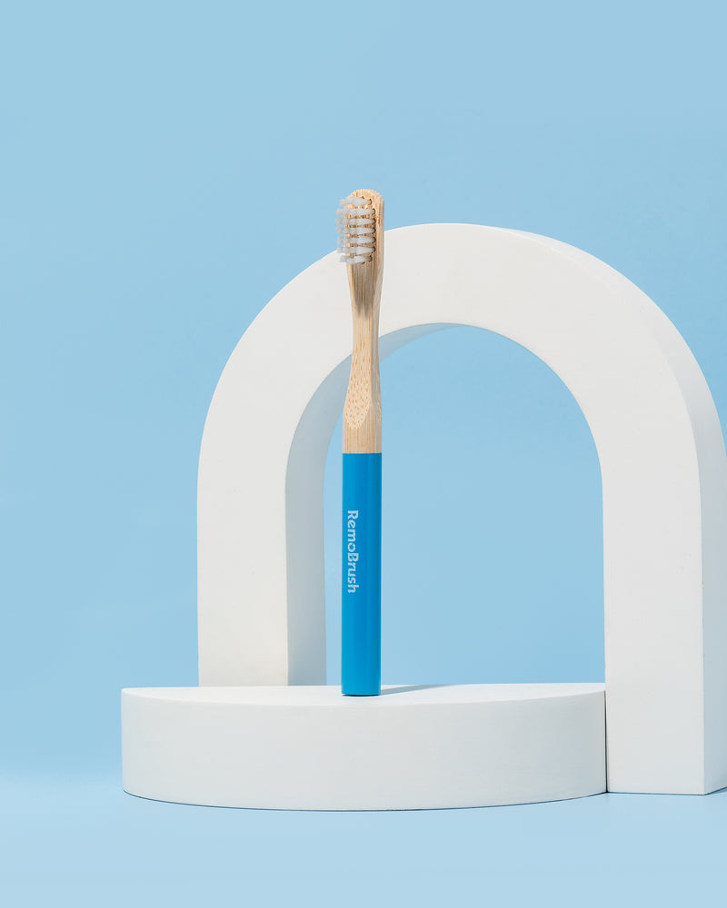 RemoMini (Enfants) – Brosse à dents en bambou avec poils de Miswak